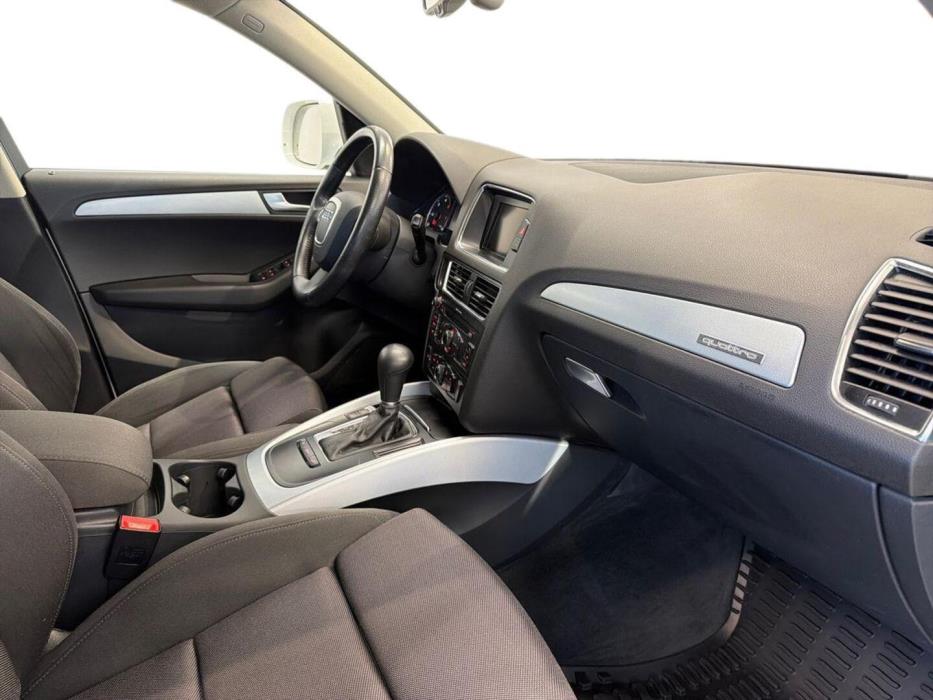 AUDI Q5 2012