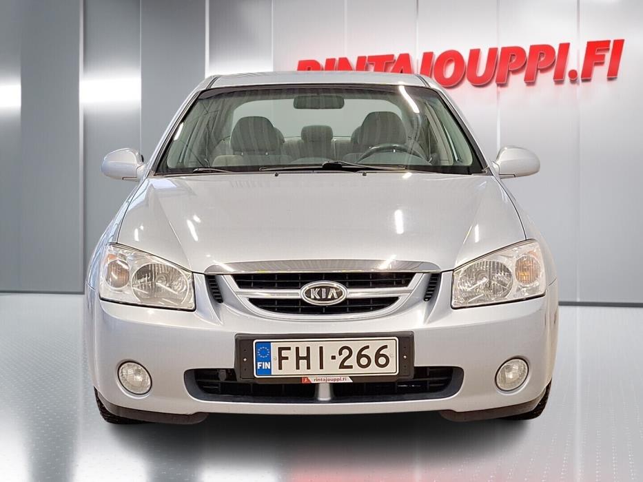 KIA Cerato 2005