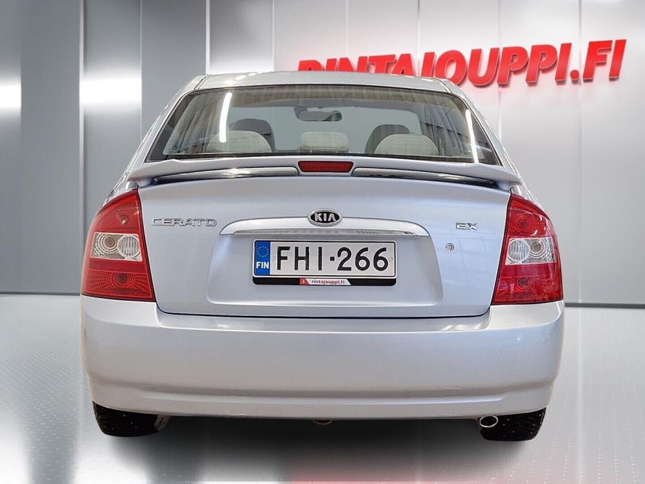 KIA Cerato 2005