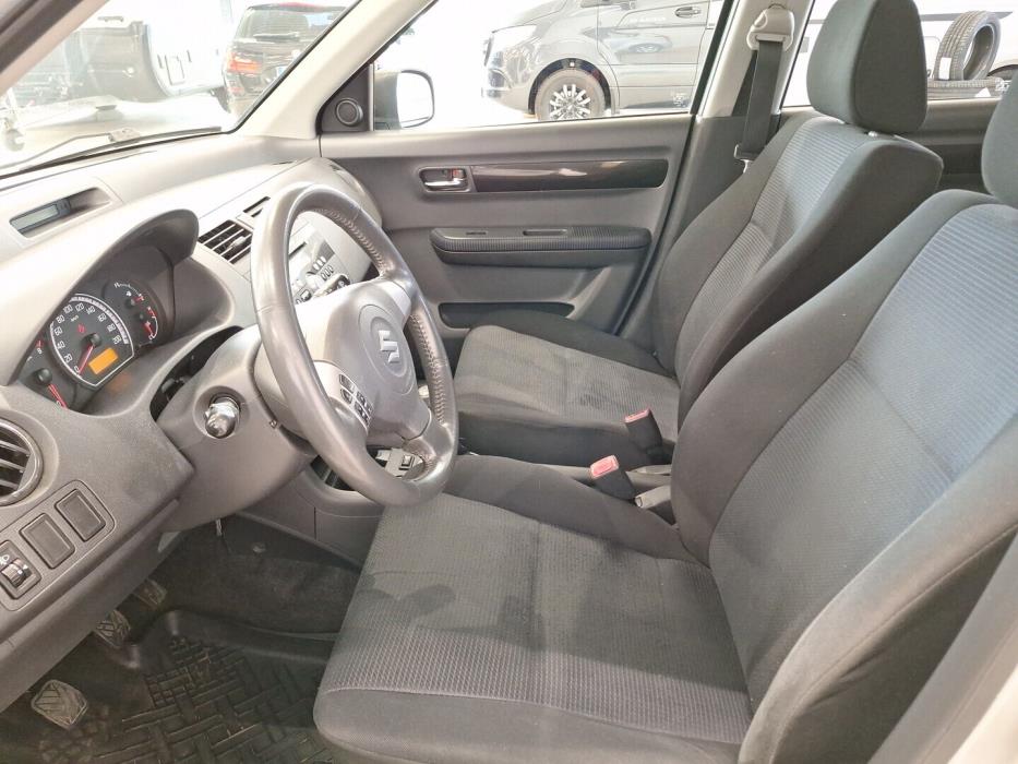 SUZUKI Swift 2007