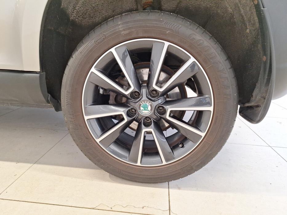 SKODA Yeti 2013