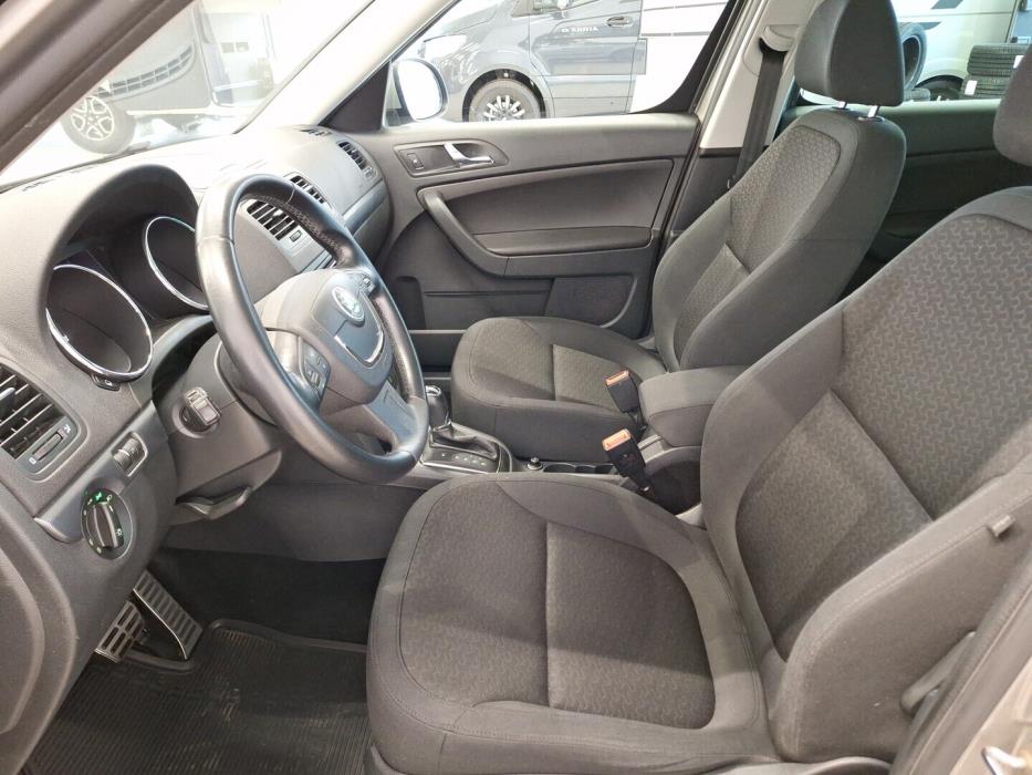 SKODA Yeti 2013