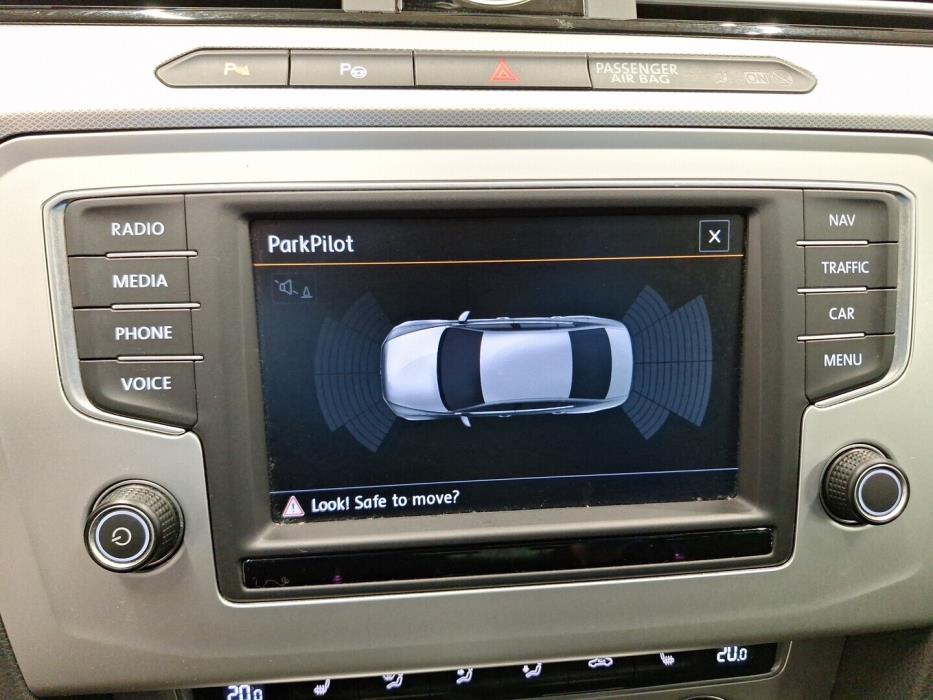 VOLKSWAGEN Passat 2015