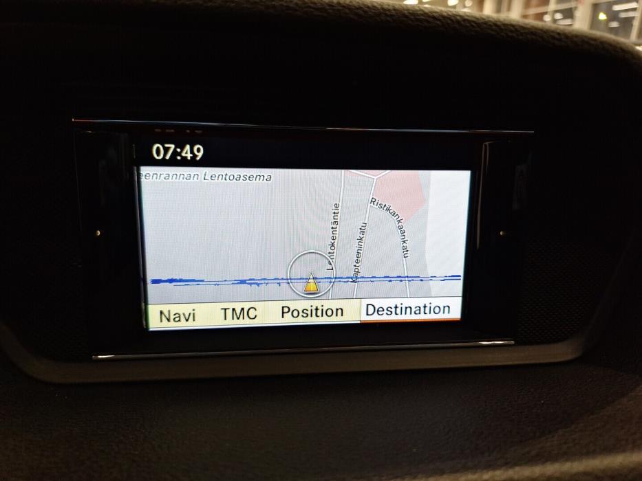 MERCEDES-BENZ E 2010