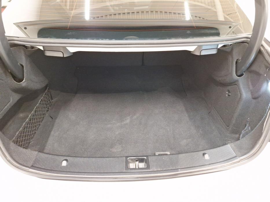 MERCEDES-BENZ E 2010