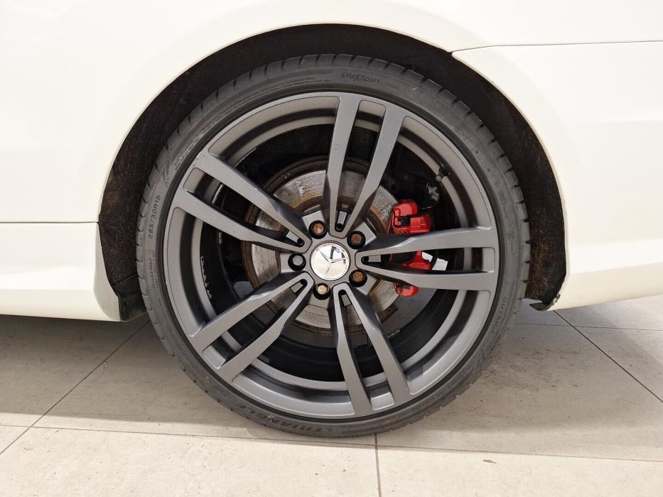 MERCEDES-BENZ E 2010