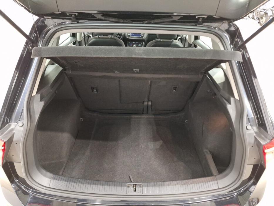 VOLKSWAGEN Tiguan 2016