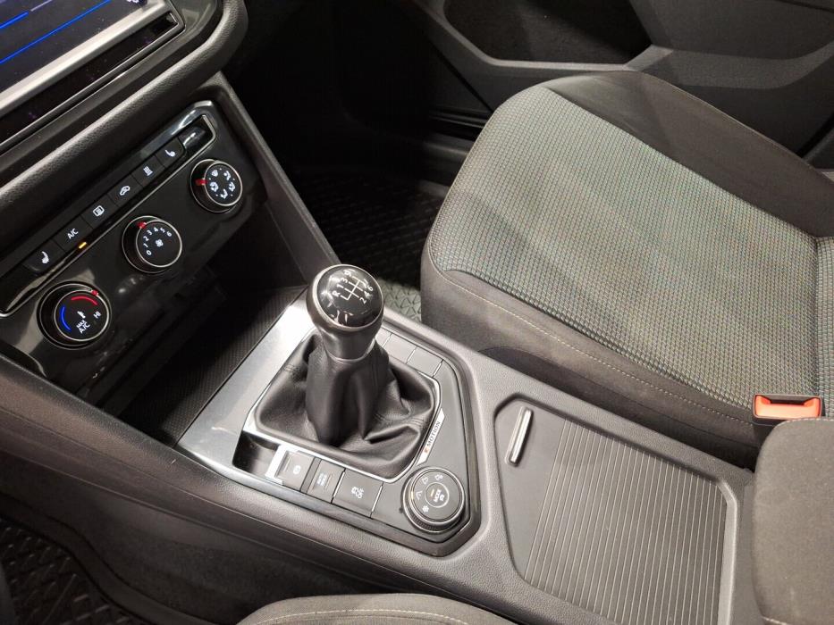 VOLKSWAGEN Tiguan 2016