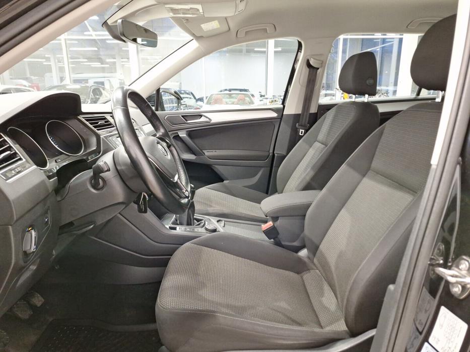 VOLKSWAGEN Tiguan 2016