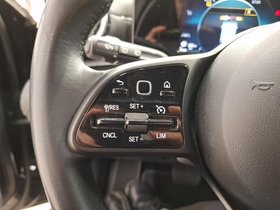 MERCEDES-BENZ A 2019