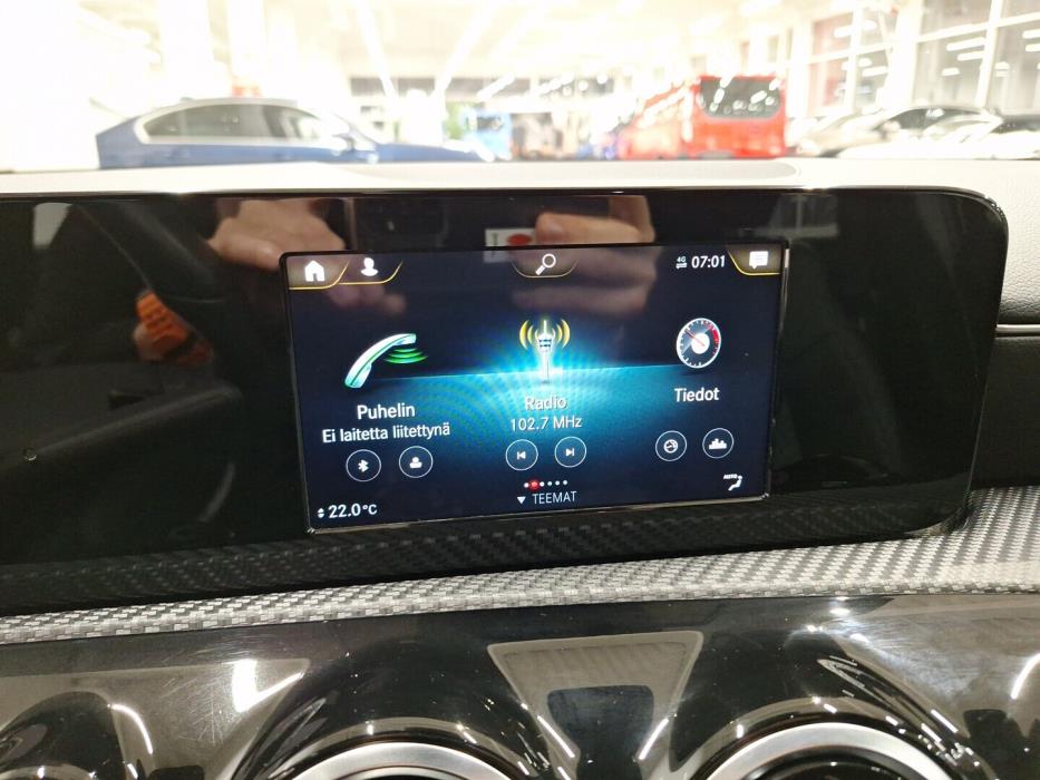 MERCEDES-BENZ A 2019