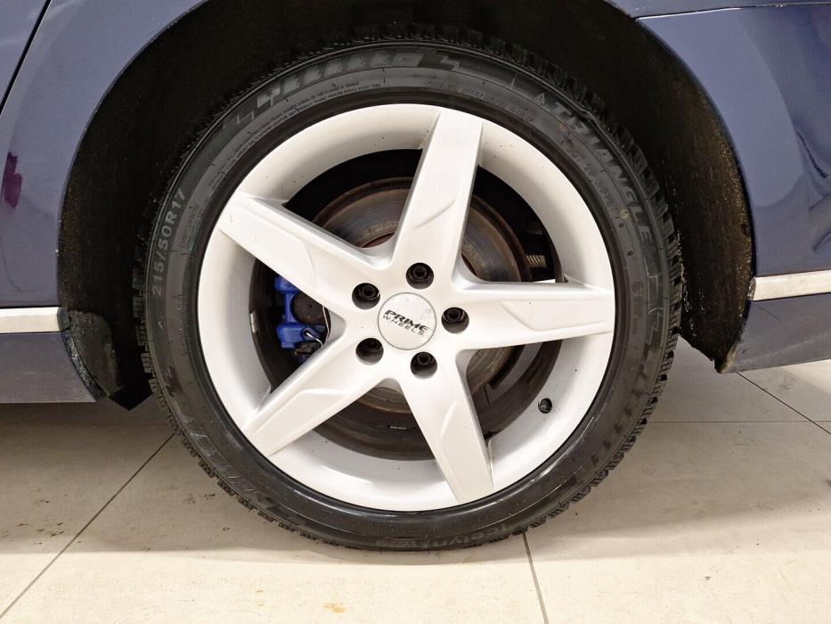 VOLKSWAGEN Passat 2017