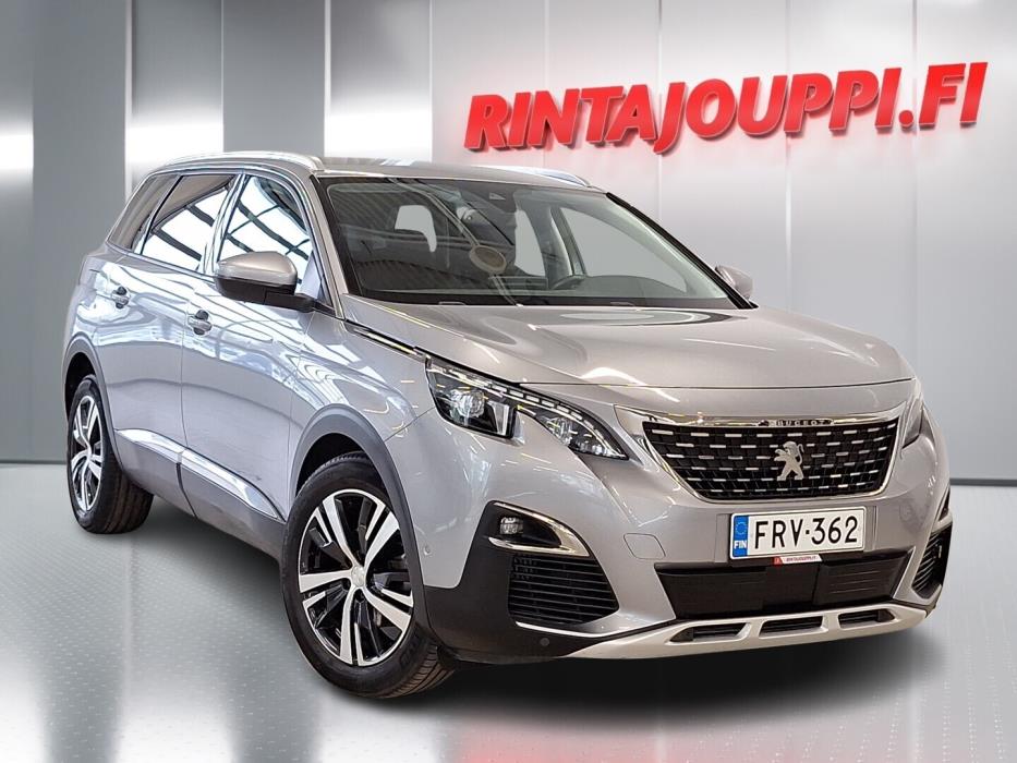 PEUGEOT 5008 2020