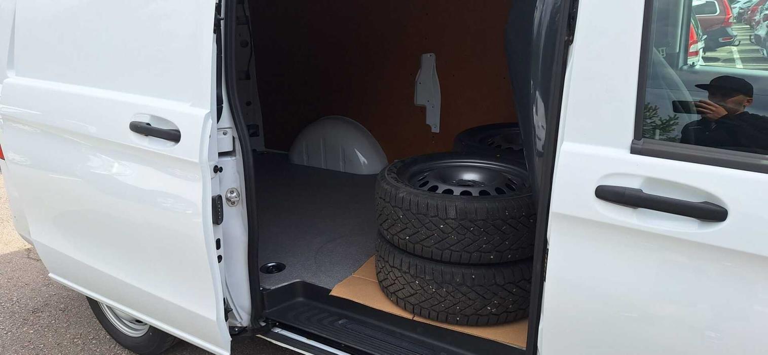 MERCEDES-BENZ Vito 2024