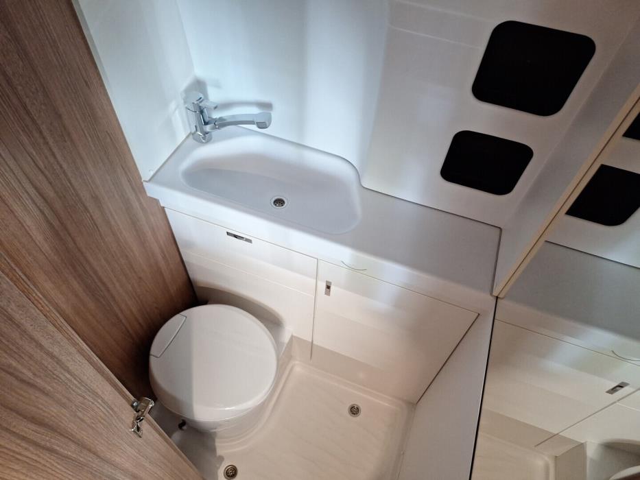 WEINSBERG CARABUS 2024