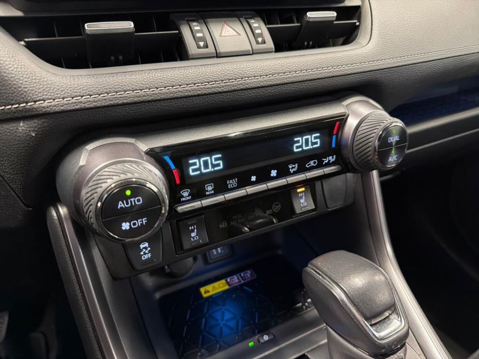 TOYOTA RAV4 Plug-in 2023