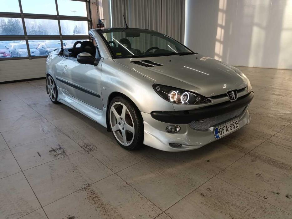 PEUGEOT 206 2002