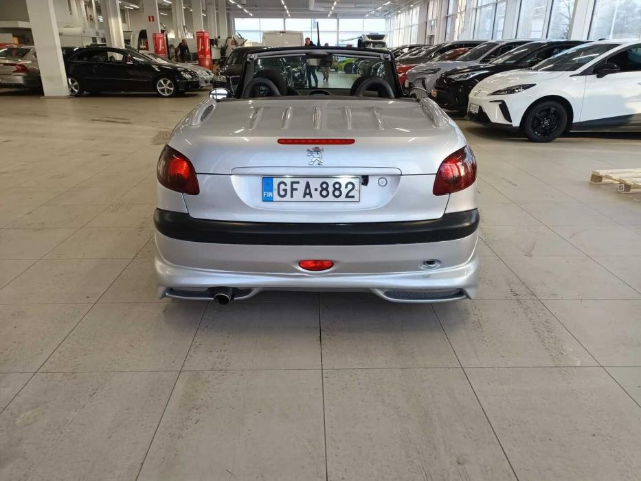 PEUGEOT 206 2002