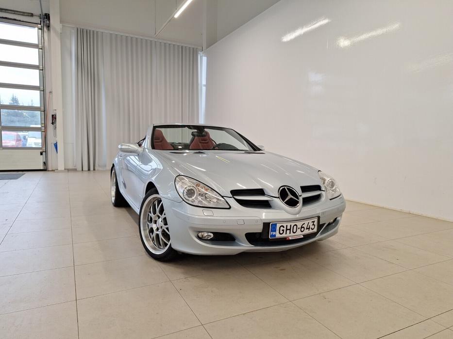 MERCEDES-BENZ SLK 2004