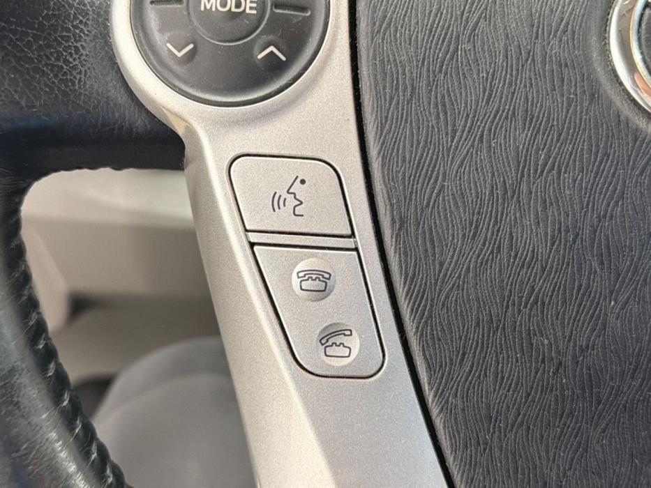 TOYOTA Prius 2011