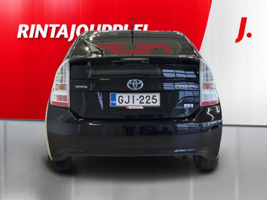 TOYOTA Prius 2011