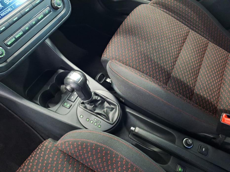 SKODA Fabia 2011