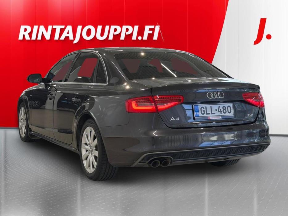 AUDI A4 2015