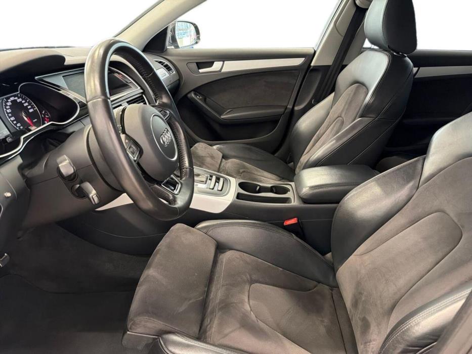 AUDI A4 2015