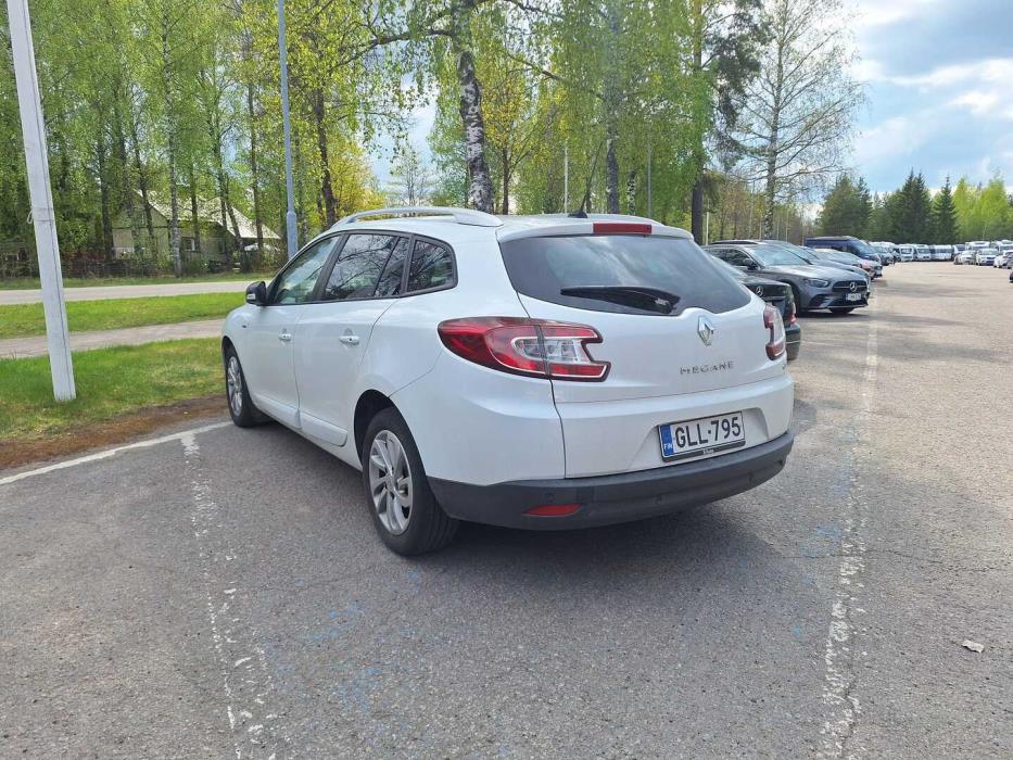 RENAULT Megane 2015