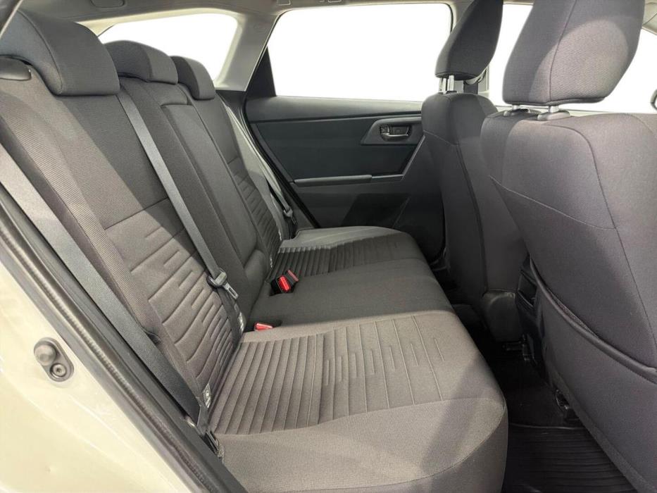TOYOTA Auris 2017
