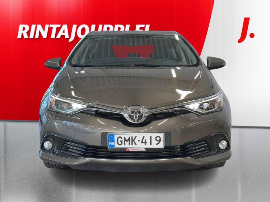 TOYOTA Auris 2017