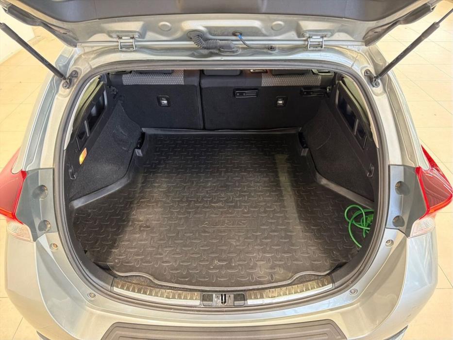 TOYOTA Auris 2018