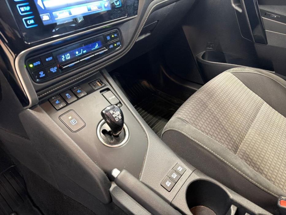 TOYOTA Auris 2018