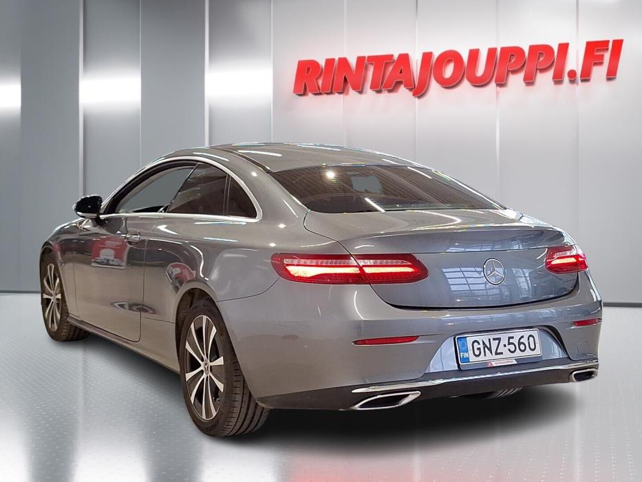 MERCEDES-BENZ E 2019