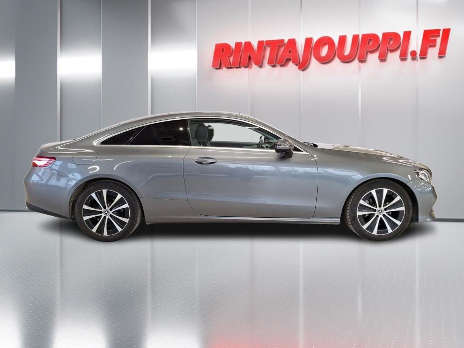 MERCEDES-BENZ E 2019