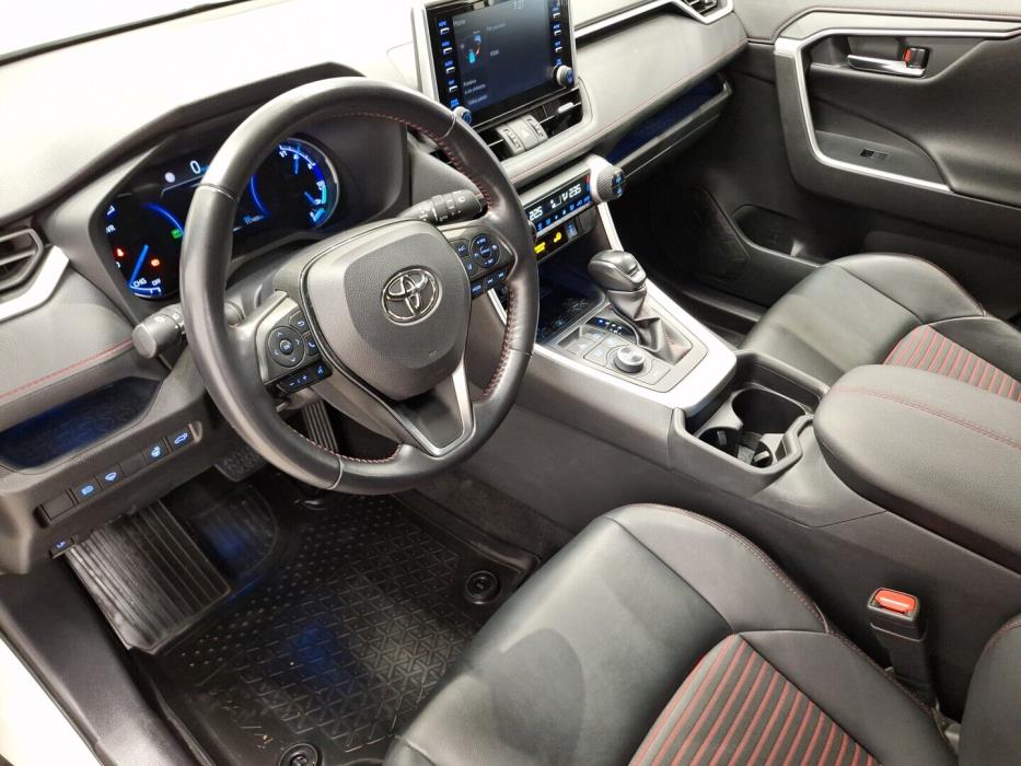 TOYOTA RAV4 PLUG-IN 2020