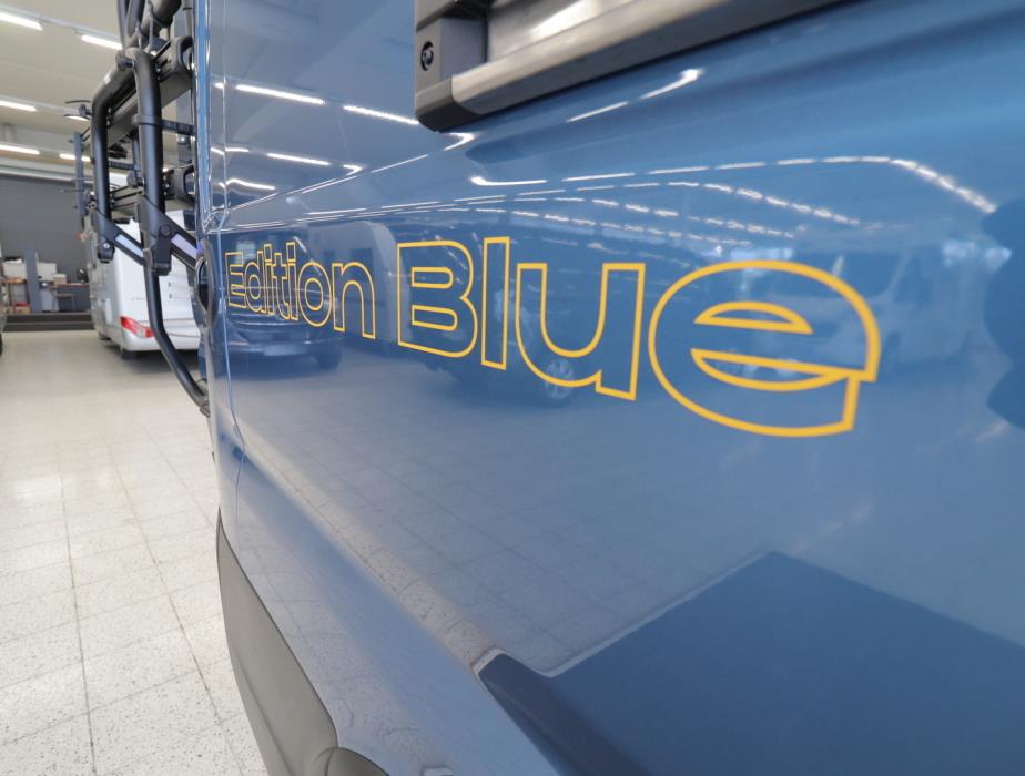 SUNLIGHT ADVENTURE CLIFF 600 EDITION BLUE 2025