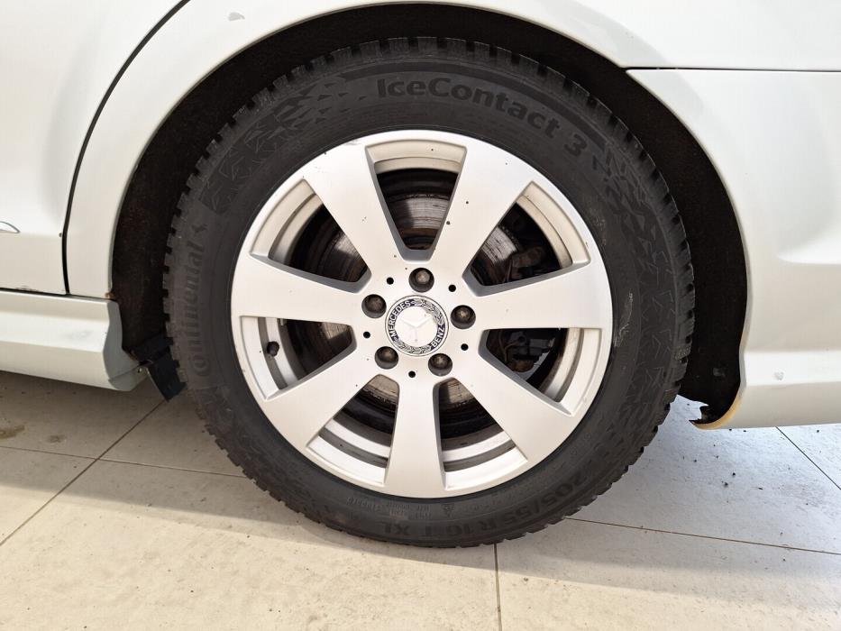 MERCEDES-BENZ C 2010