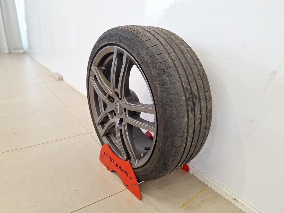 MERCEDES-BENZ C 2010