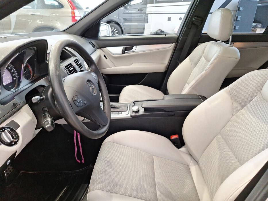 MERCEDES-BENZ C 2010