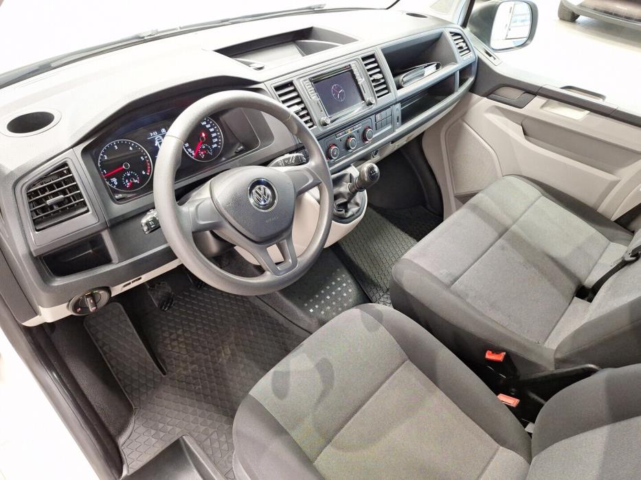 VOLKSWAGEN Transporter 2018