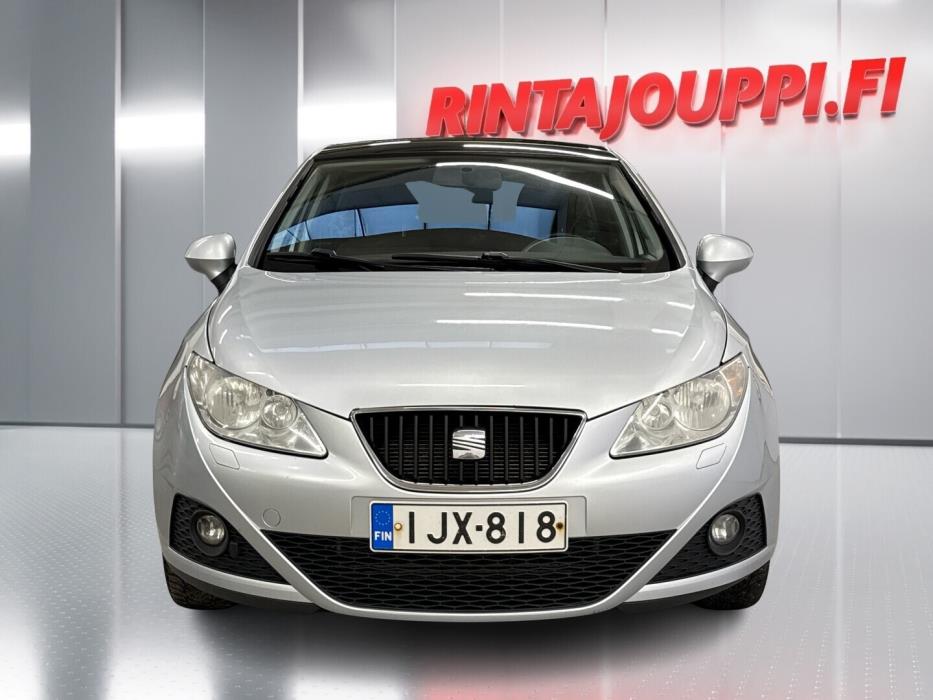SEAT Ibiza ST 2011