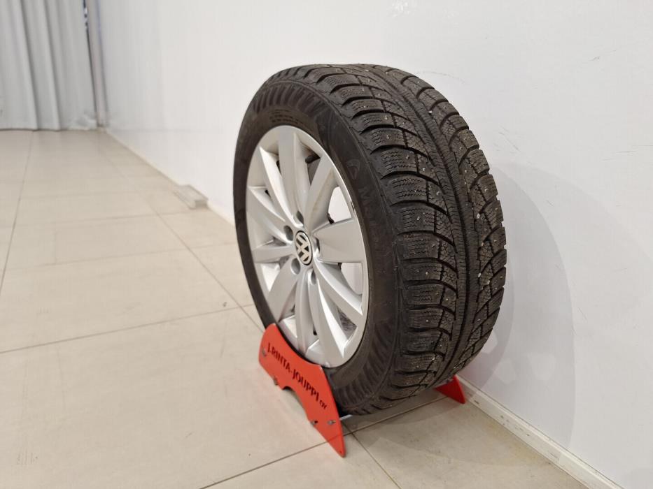 VOLKSWAGEN Passat 2014