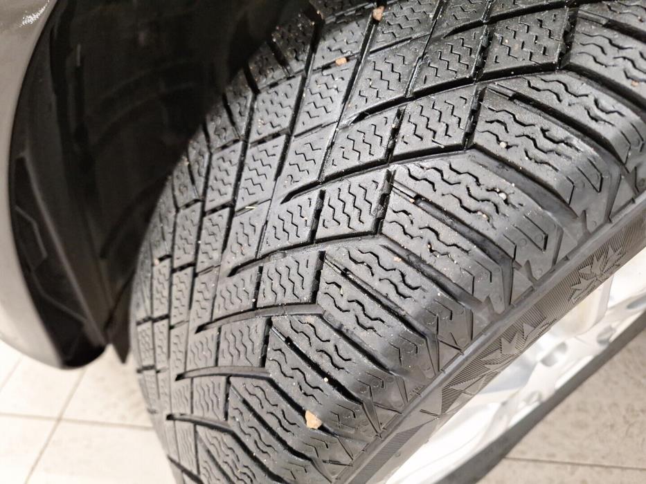 MERCEDES-BENZ C 2016