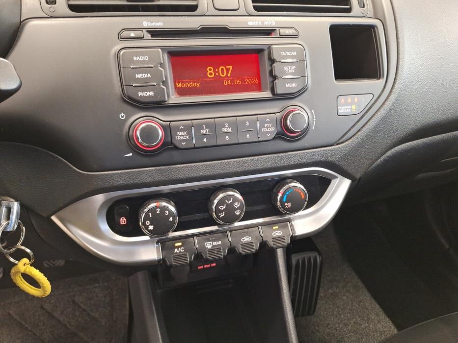 KIA Rio 2015