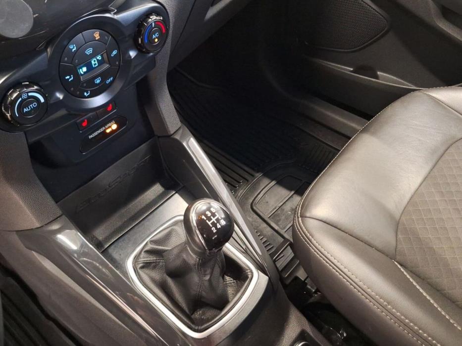 FORD Ecosport 2017