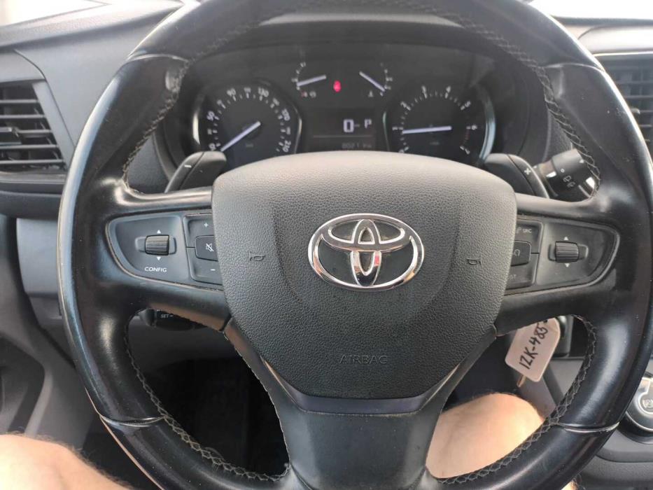 TOYOTA Proace 2021