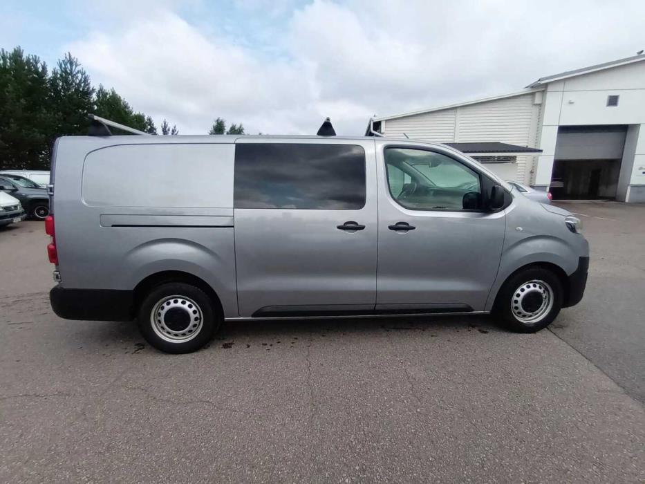 TOYOTA Proace 2021