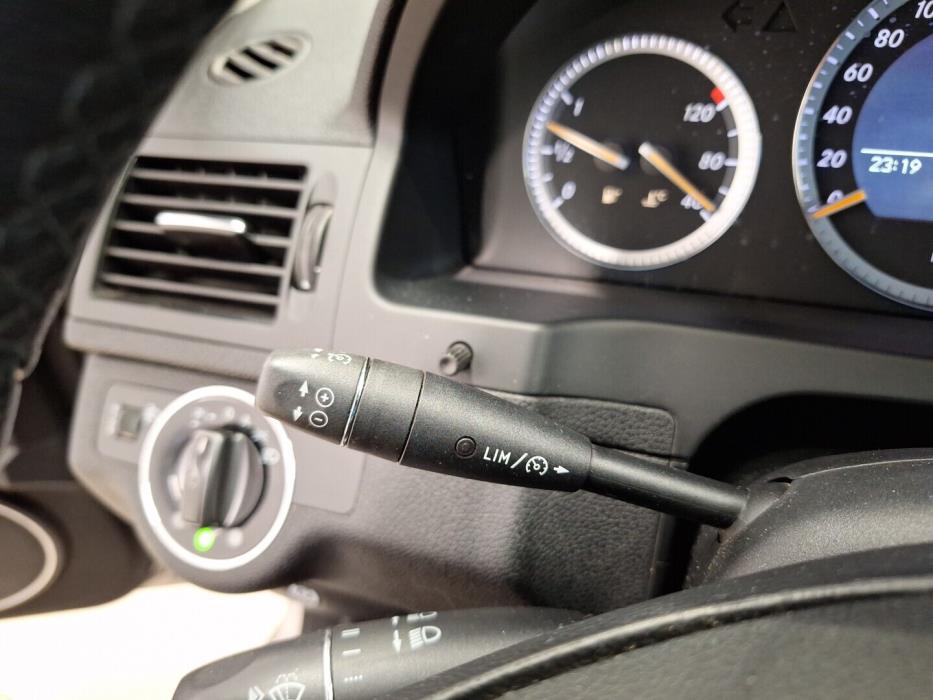 MERCEDES-BENZ C 2008