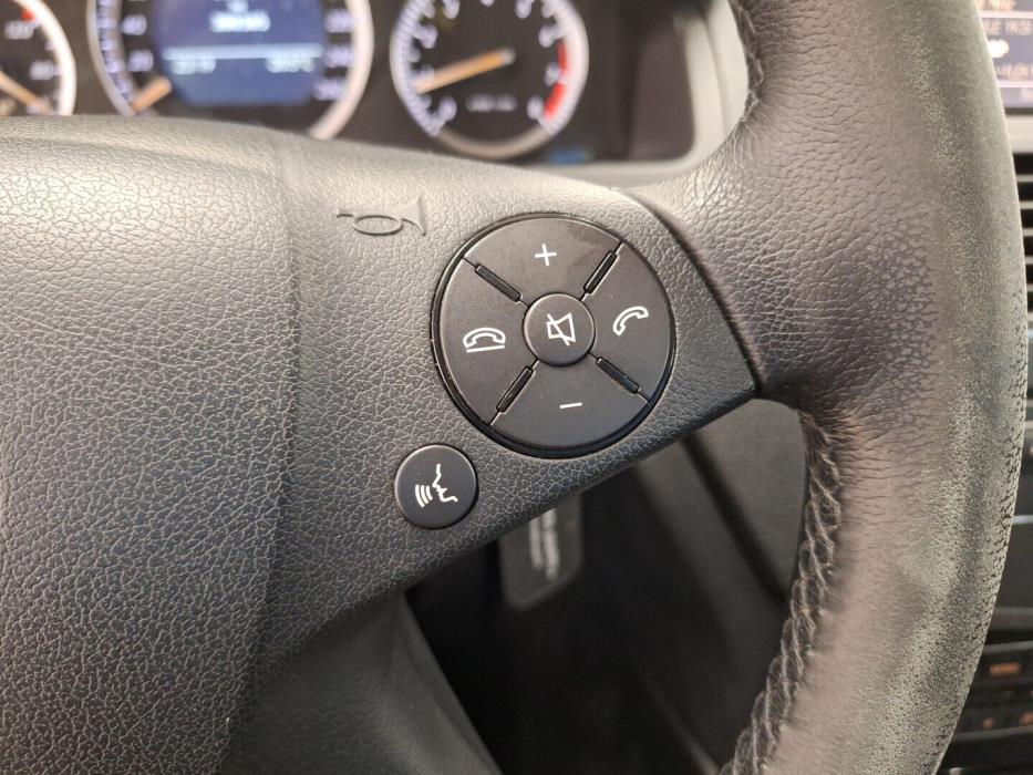 MERCEDES-BENZ C 2008
